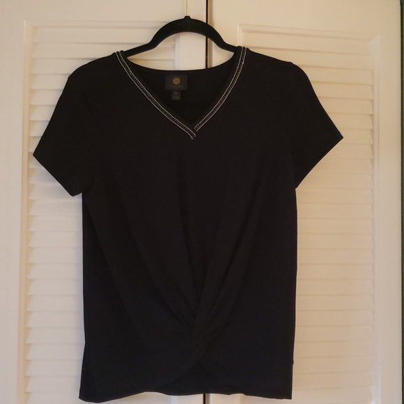 Black top v neck - Picture 1 of 3
